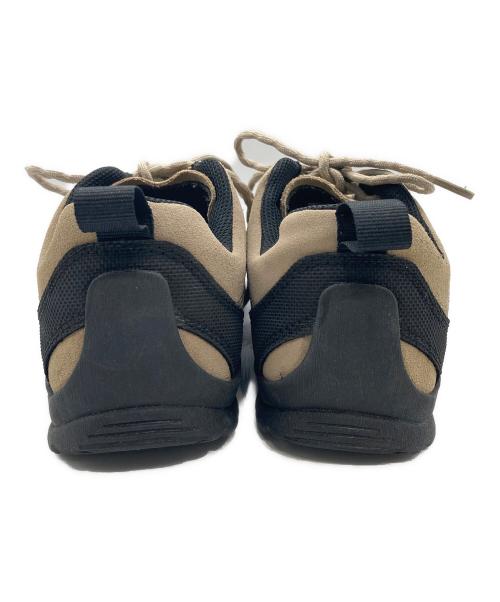 KEEN（キーン）KEEN (キーン) スニーカー ベージュ サイズ:23.5の古着・服飾アイテム
