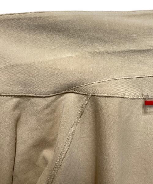 PRADA SPORTS（プラダスポーツ）PRADA SPORTS (プラダスポーツ) カットソー ベージュ サイズ:Ｍの古着・服飾アイテム