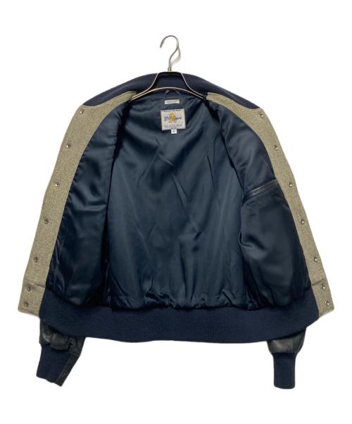 GB sport（ゴールデンベアスポーツ）GB sport (ゴールデンベアスポーツ) Warehouse 別注 GB スタジャン グレー×ネイビー サイズ:Mの古着・服飾アイテム