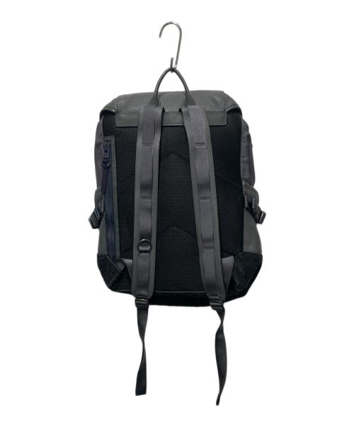 COACH（コーチ）COACH (コーチ) Manhattan backpack グレー×ブラックの古着・服飾アイテム