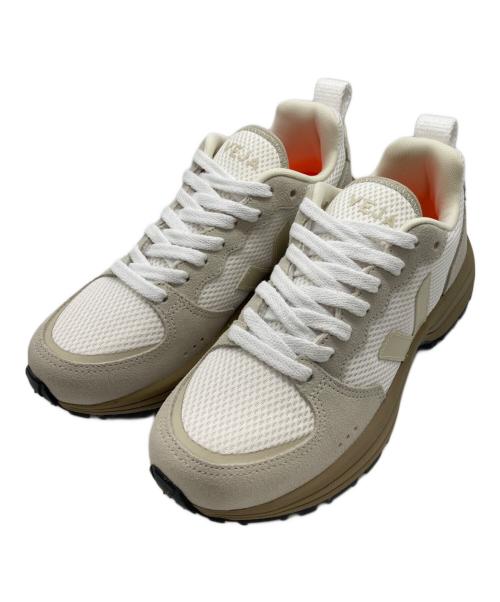 VEJA（ヴェジャ）VEJA (ヴェジャ) emmi atelier (エミアトリエ) スニーカー ベージュ サイズ:22の古着・服飾アイテム