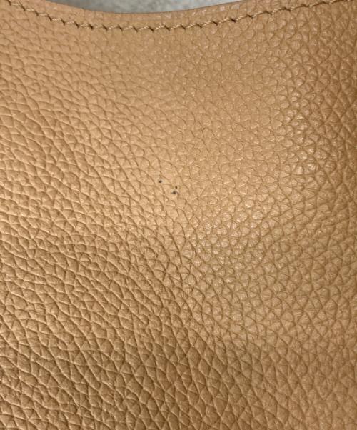 DELVAUX（デルヴォー）DELVAUX (デルヴォー) バケツワンショルダーバッグ ベージュの古着・服飾アイテム