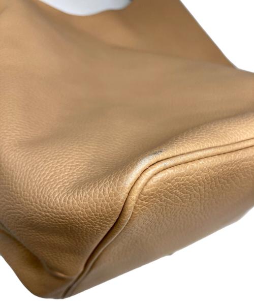 DELVAUX（デルヴォー）DELVAUX (デルヴォー) バケツワンショルダーバッグ ベージュの古着・服飾アイテム