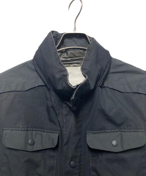 WHITE MOUNTAINEERING（ホワイトマウンテ二アニング）WHITE MOUNTAINEERING (ホワイトマウンテ二アニング) ゴアテックスマウンテンパーカー ネイビー×グレー サイズ:Ｍの古着・服飾アイテム