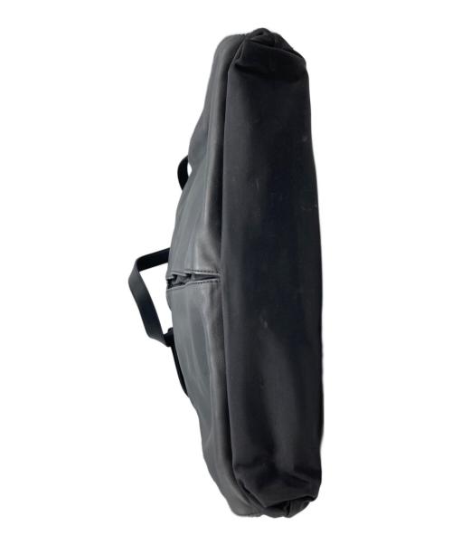 PAUL SMITH（ポールスミス）PAUL SMITH (ポールスミス) ナイロンブライトストライプトリム ヘルメットバッグ ブラックの古着・服飾アイテム