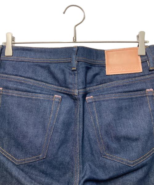 Acne studios（アクネ ストゥディオズ）Acne studios (アクネ ストゥディオス) デニムパンツ インディゴ サイズ:EUR 30 32の古着・服飾アイテム