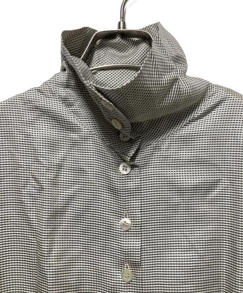 Salvatore Ferragamo（サルヴァトーレ フェラガモ）Salvatore Ferragamo (サルヴァトーレ フェラガモ) シルクシャツ グレー×ホワイト サイズ:42の古着・服飾アイテム