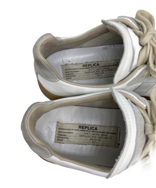 Maison Margiela 22（メゾンマルジェラ）Maison Margiela 22 (メゾンマルジェラ) ジャーマントレーナー グレー×ホワイト サイズ:36.5の古着・服飾アイテム