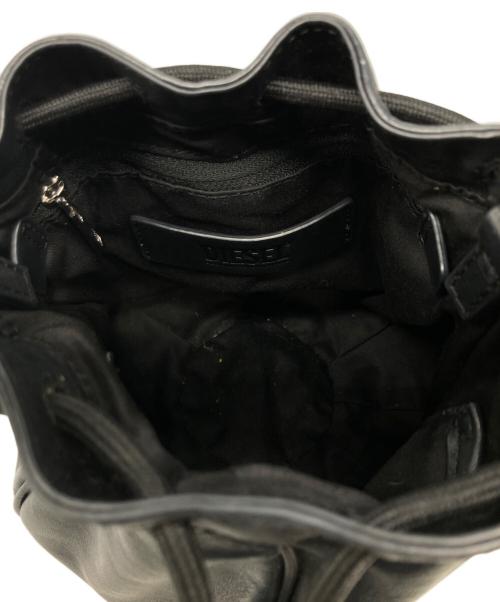 DIESEL（ディーゼル）DIESEL (ディーゼル) Nelli バケット巾着バッグ ブラックの古着・服飾アイテム