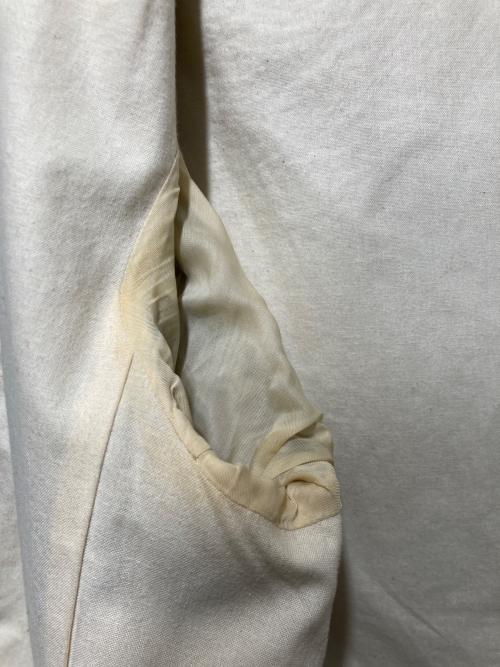 MACPHEE（マカフィー）MACPHEE (マカフィー) フラワーカモフラージュプリント ノーカラージャケット ベージュ×ブラウン サイズ:36の古着・服飾アイテム