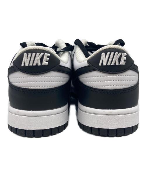 NIKE（ナイキ）NIKE (ナイキ) ローカットスニーカー ホワイト×ブラック サイズ:25.5cmの古着・服飾アイテム