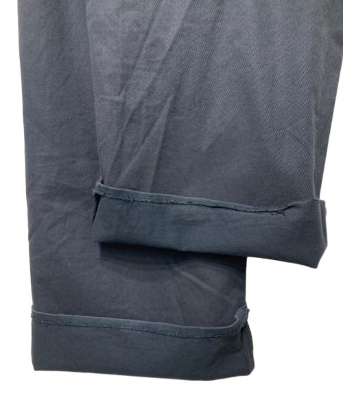 6(ROKU) BEAUTY&YOUTH（ロク ビューティーアンドユース）6(ROKU) BEAUTY&YOUTH (ロク ビューティーアンドユース) タックパンツ ネイビー サイズ:34の古着・服飾アイテム