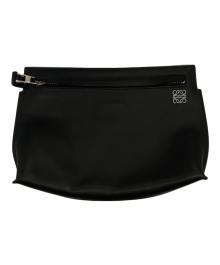 LOEWE（ロエベ）の古着「アナグラム Tポーチ」｜ブラック