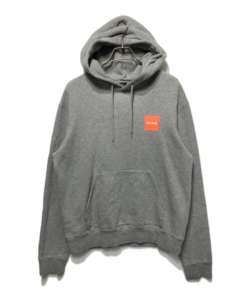 F.C.R.B.（エフシーレアルブリストル）F.C.R.B. (エフシーレアルブリストル) SQUARE PULLOVER SWEAT HOODIE グレー サイズ:Ｍの古着・服飾アイテム