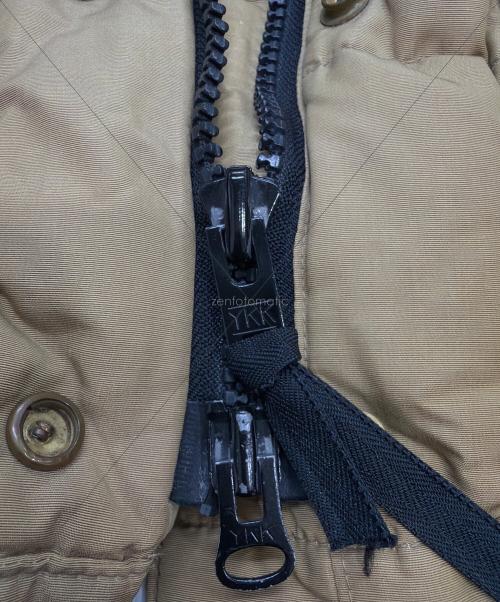 Eddie Bauer（エディーバウアー）Eddie Bauer (エディーバウアー) ダウンジャケット ベージュ サイズ:記載なしの古着・服飾アイテム