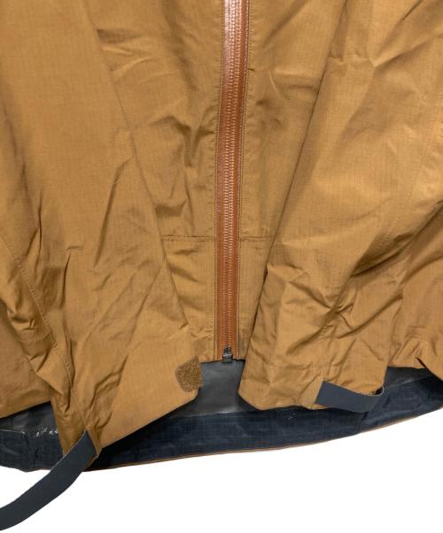 ARC'TERYX（アークテリクス）ARC'TERYX (アークテリクス) BETA SL JACKET ブラウン サイズ:Ｓの古着・服飾アイテム