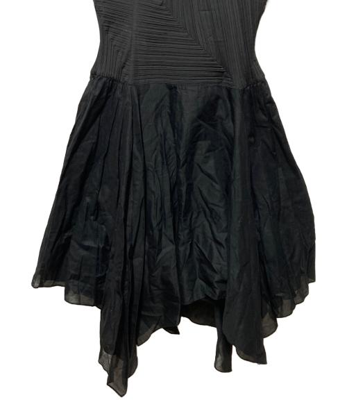 ISSEY MIYAKE FETE（イッセイミヤケフェット）ISSEY MIYAKE FETE (イッセイミヤケフェット) N/S切替ワンピース ブラック サイズ:3の古着・服飾アイテム