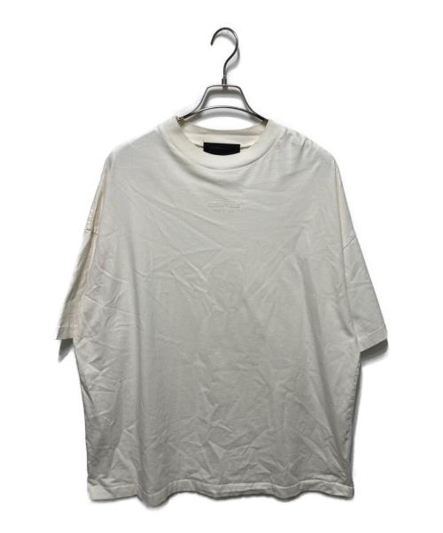FOG ESSENTIALS（フィアオブゴッド エッセンシャル）FOG ESSENTIALS (フィアオブゴッド エッセンシャル) Rubber Logo S/S Tee ホワイト サイズ:Mの古着・服飾アイテム