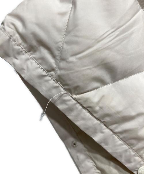 THE NORTHFACE PURPLELABEL（ザ・ノースフェイス パープルレーベル）THE NORTHFACE PURPLELABEL (ザ・ノースフェイス パープルレーベル) ダウン ポンチョ アイボリー サイズ:Mの古着・服飾アイテム