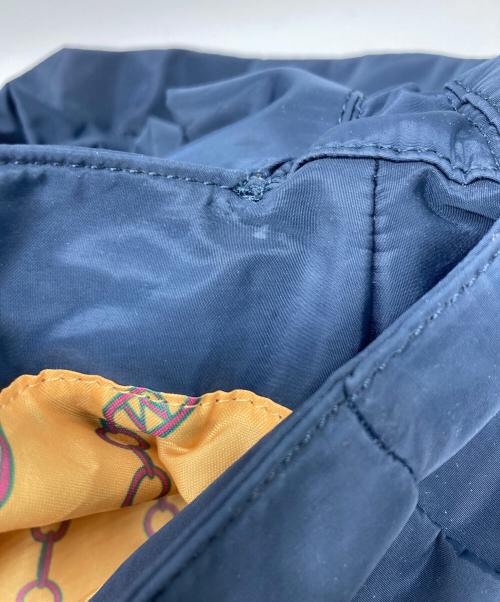 OUTDOOR（アウトドア）OUTDOOR (アウトドア) MUVEIL (ミュベール) シャーリングリボンバッグ ネイビーの古着・服飾アイテム