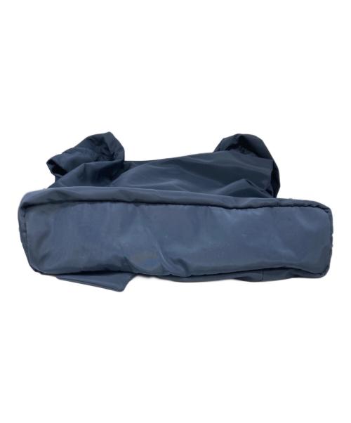 OUTDOOR（アウトドア）OUTDOOR (アウトドア) MUVEIL (ミュベール) シャーリングリボンバッグ ネイビーの古着・服飾アイテム