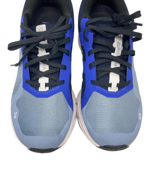 on（オン）on (オン) ローカットスニーカー ネイビー×ホワイト サイズ:26.5の古着・服飾アイテム