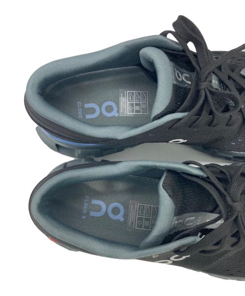 on（オン）on (オン) ローカットスニーカー ブラック サイズ:26の古着・服飾アイテム