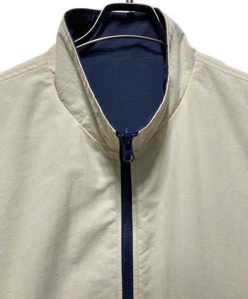 uniform experiment（ユニフォームエクスペリメント）uniform experiment (ユニフォームエクスペリメント) リバーシブルベスト ネイビー×ベージュ サイズ:１の古着・服飾アイテム