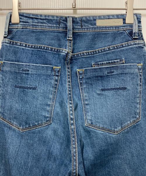 YANUK（ヤヌーク）YANUK (ヤヌーク) LEA ハイウエストボーイズストレートデニム インディゴ サイズ:22の古着・服飾アイテム