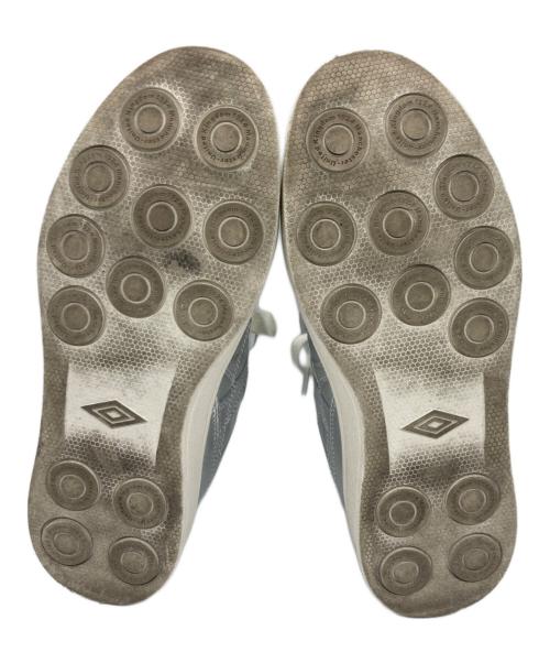 UMBRO（アンブロ）UMBRO (アンブロ) ローカットスニーカー シルバー サイズ:24の古着・服飾アイテム