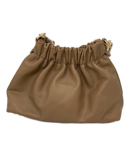 innue（イヌエ）innue (イヌエ) レザーチェーンバッグ ベージュの古着・服飾アイテム