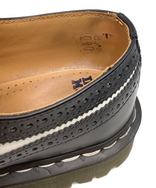 Dr.Martens（ドクターマーチン）Dr.Martens (ドクターマーチン) ウィングチップシューズ ブラック×ホワイト サイズ:27.5cmの古着・服飾アイテム
