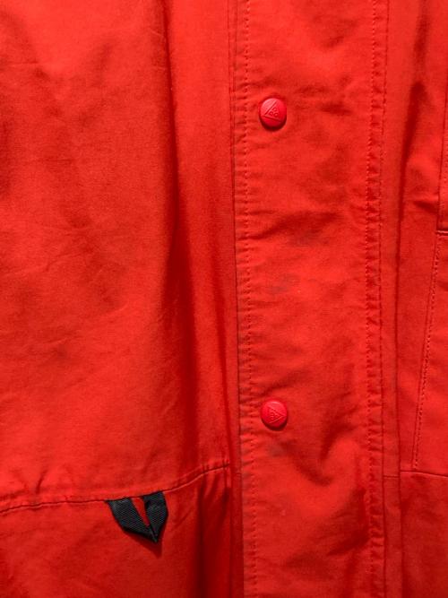 NIKE ACG（ナイキエーシージー）NIKE ACG (ナイキエーシージー) ナイロンジャケット レッド×グレー サイズ:Lの古着・服飾アイテム