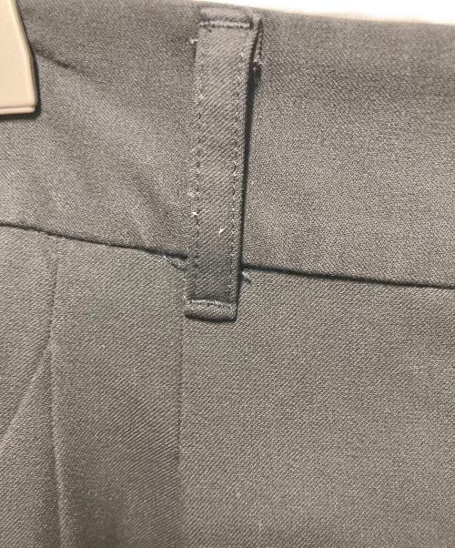 la peau de gem（ラポドゥジェム）la peau de gem (ラポドゥジェム) タックパンツ ブラック サイズ:38の古着・服飾アイテム