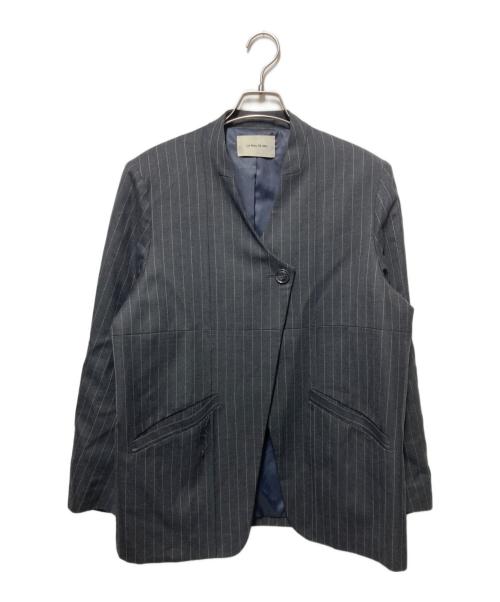 la peau de gem（ラポドゥジェム）la peau de gem (ラポドゥジェム) ピンタックノーカーラージャケット グレー サイズ:38の古着・服飾アイテム