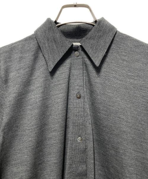 PHEENY（フィーニー）PHEENY (フィーニー) WOOL JERSEY DRAPE SHIRT グレー サイズ:freeの古着・服飾アイテム