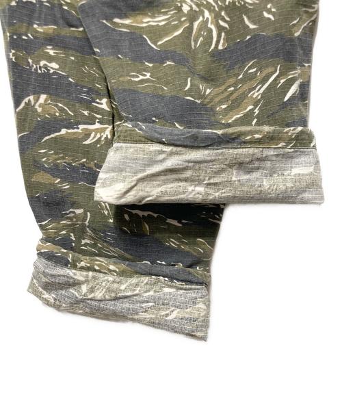 KEBOZ（ケボズ）KEBOZ (ケボズ) タイガーカモカーゴパンツ カーキ サイズ:XLの古着・服飾アイテム