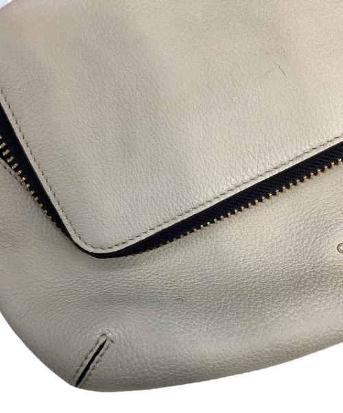 ANYA HINDMARCH（アニヤ・ハインドマーチ）ANYA HINDMARCH (アニヤ・ハインドマーチ) マキシジップ2WAYバッグ ベージュの古着・服飾アイテム