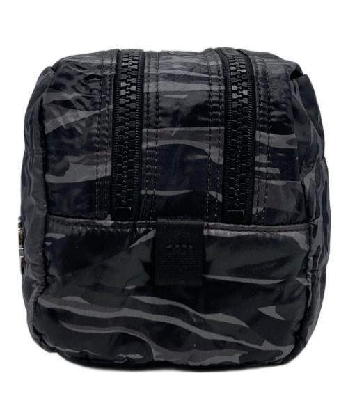 MONCLER（モンクレール）MONCLER (モンクレール) RIMOWA (リモワ) 迷彩柄アメニティポーチ グレーの古着・服飾アイテム