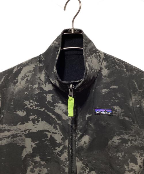 Patagonia（パタゴニア）Patagonia (パタゴニア) リバーシブル スナップTeeグリセード プルオーバー ブラック サイズ:XSの古着・服飾アイテム