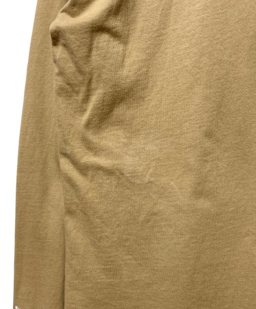 Y's（ワイズ）Y's (ワイズ) New Era (ニューエラ) ワンポイントカットソー ベージュ サイズ:Ｌの古着・服飾アイテム