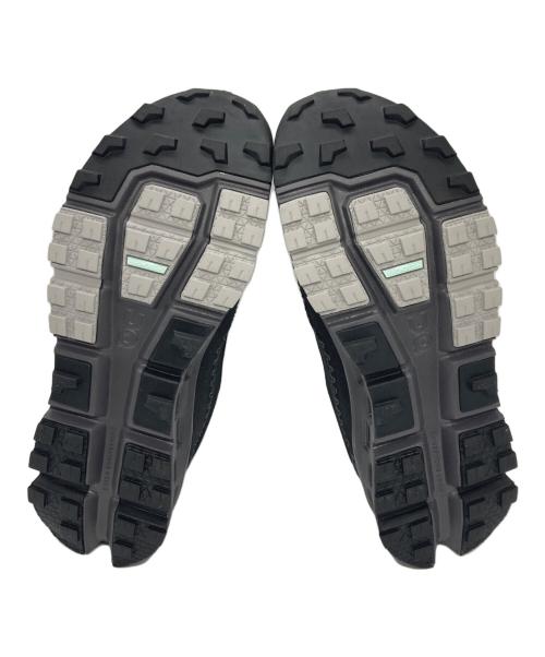 on（オン）on (オン) ローカットスニーカー ブラック サイズ:25.5の古着・服飾アイテム