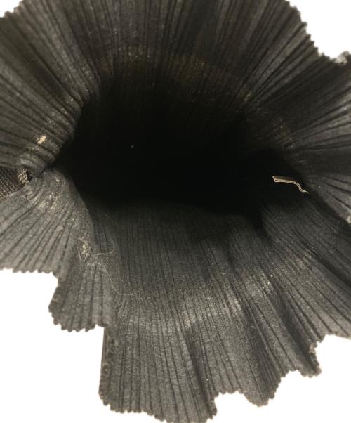 PLEATS PLEASE（プリーツプリーズ）PLEATS PLEASE (プリーツプリーズ) プリーツナップサック ブラックの古着・服飾アイテム