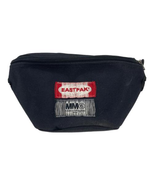 EASTPAK（イーストパック）EASTPAK (イーストパック) MM6 Maison Margiela (エムエムシックスメゾンマルジェラ) ボディーバッグ ブラックの古着・服飾アイテム