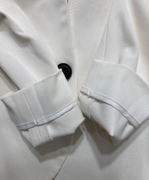 BEIGE（ベイジ）BEIGE (ベイジ) CAROLE / ノーカラージャケット ホワイト サイズ:2の古着・服飾アイテム