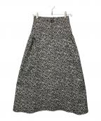 UNITED TOKYOユナイテッドトーキョー）の古着「グリムジャガードボリュームスカート」｜ホワイト×ブラック