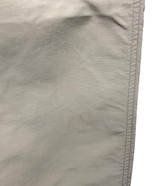 SUPREME（シュプリーム）SUPREME (シュプリーム) ウォームアップパンツ ベージュ サイズ:Ｓの古着・服飾アイテム