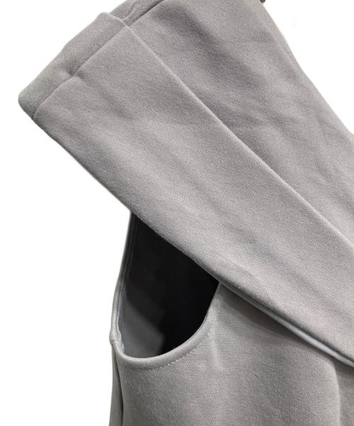 HER LIP TO（ハーリップトゥ）HER LIP TO (ハーリップトゥ) Lily Shawl Peplum Top グレー サイズ:Mの古着・服飾アイテム