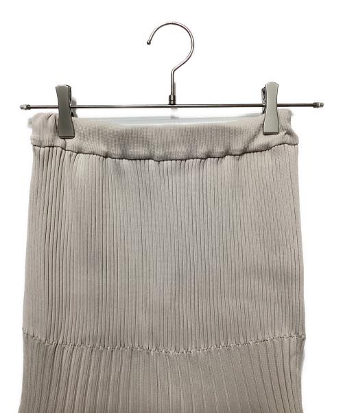 CFCL（シーエフシーエル）CFCL (シーエフシーエル) FRUTED MERMAID SKIRT ライトベージュ サイズ:1の古着・服飾アイテム