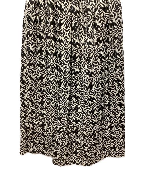 sara mallika（サラマリカ）sara mallika (サラマリカ) Cotton Lurex Ripple Print Cami Dress ブラック×ホワイト サイズ:Freeの古着・服飾アイテム